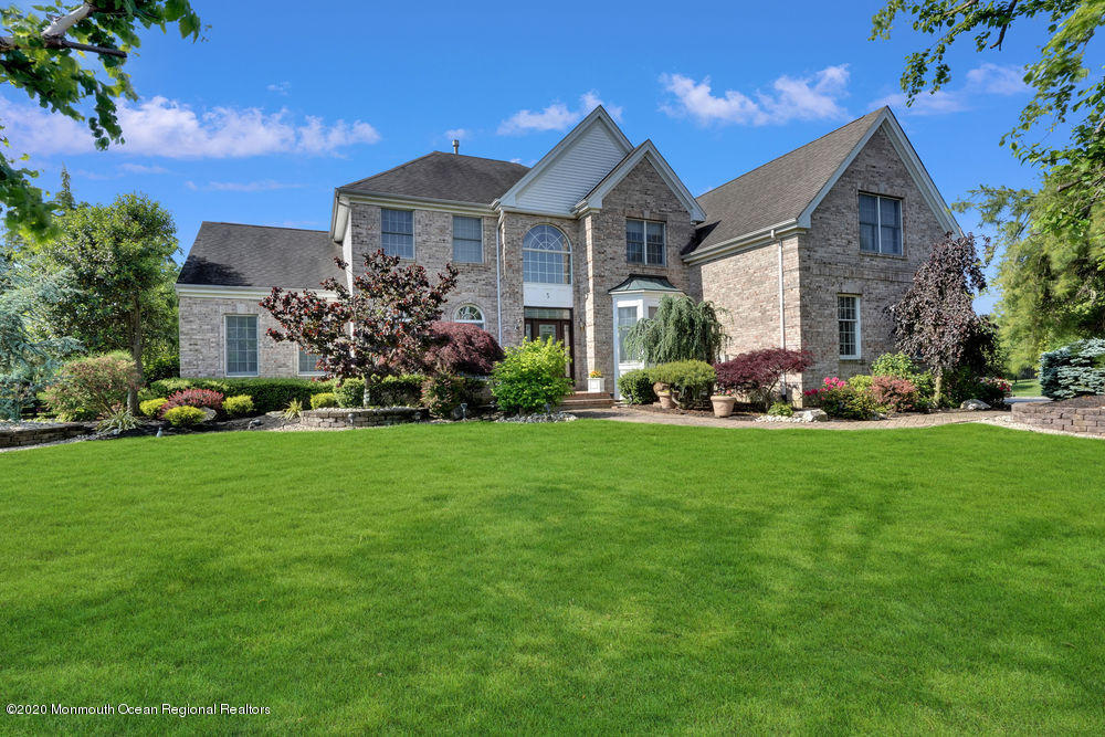 5 Blake Dr